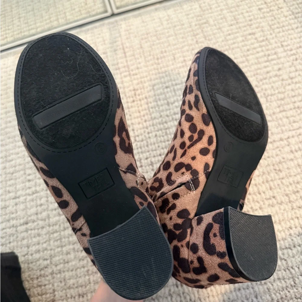 TIME AND TRU | Leopard Print Ankle Heeled Boots size 8